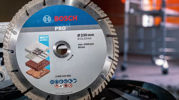 Standard for Universal Diamond Cutting Disc Standard for Universal Diamond Cutting Disc (150 / 22.23 / 2.4)