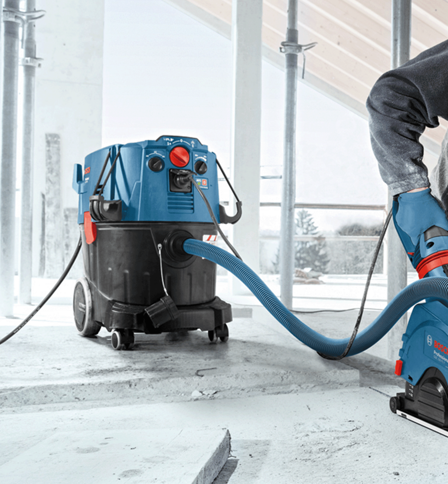 Pokud se vrták přehřívá, je potřeba ho vyměnit.